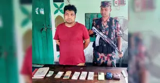 পঞ্চগড়ে ডলারসহ ভারতীয় নাগরিক আটক